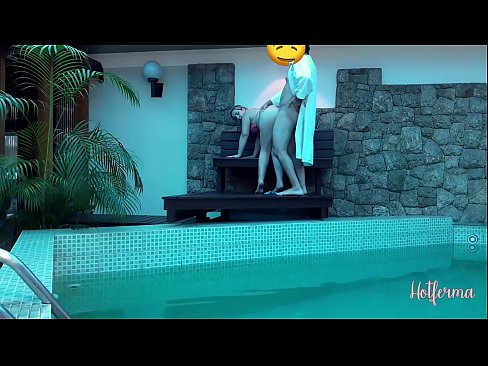 ❤️ Sjef inviterer hushjelp til bassenget, men kunne ikke motstå en varm Porno hos oss no.hentaibar.ru